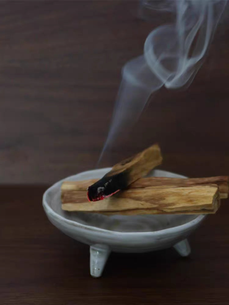 精緻手工陶瓷小碟 ( 送秘魯聖木原木條)